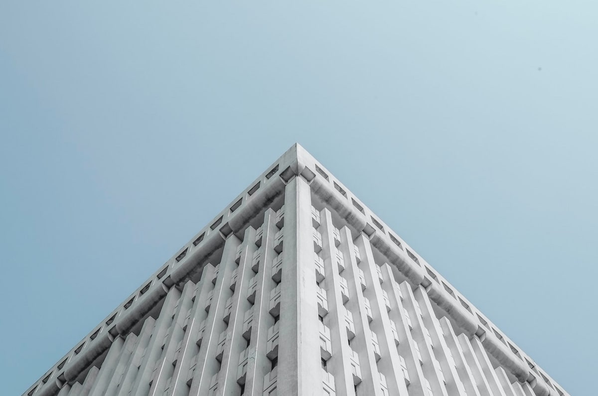 主持人在中午时分遭遇八卦炸裂，91网全网炸锅，详情深扒